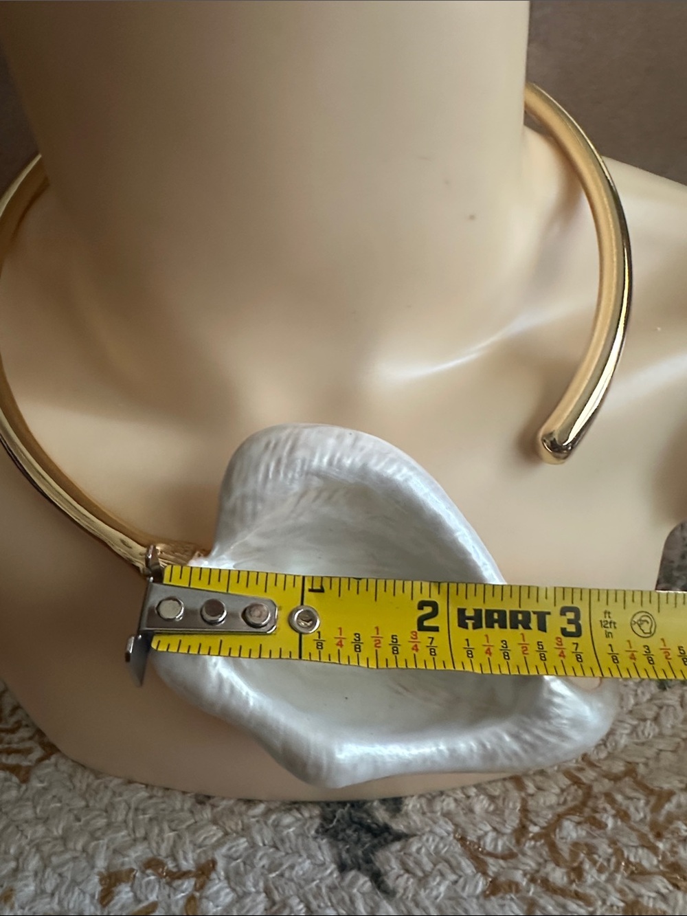 Camila Coelho Gold Collar Necklace with White Calla Lily - Picture 8 of 9
